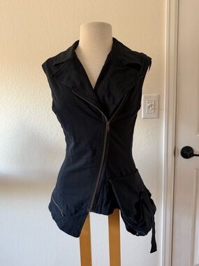 Ivan Grundahl Asymmetrical Zipper Cargo Pocket Vest Black Large